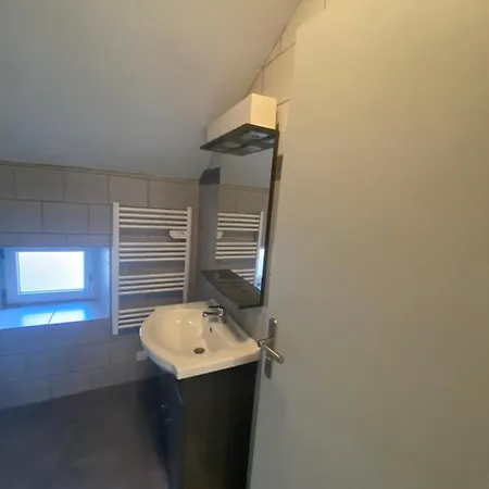 N4 Apartment *